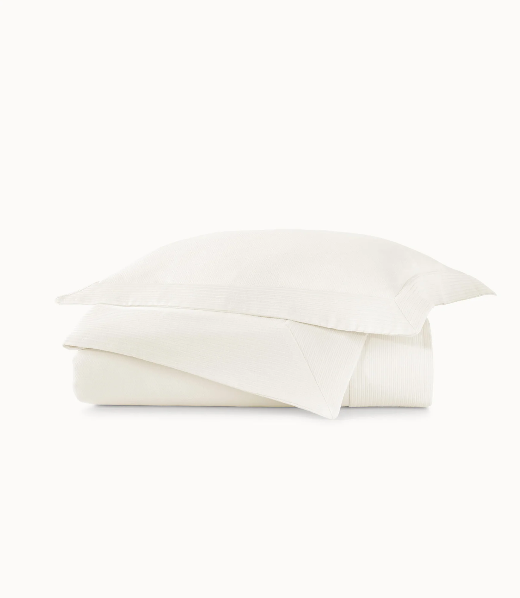 Angelina Matelassé Coverlet - Image 7