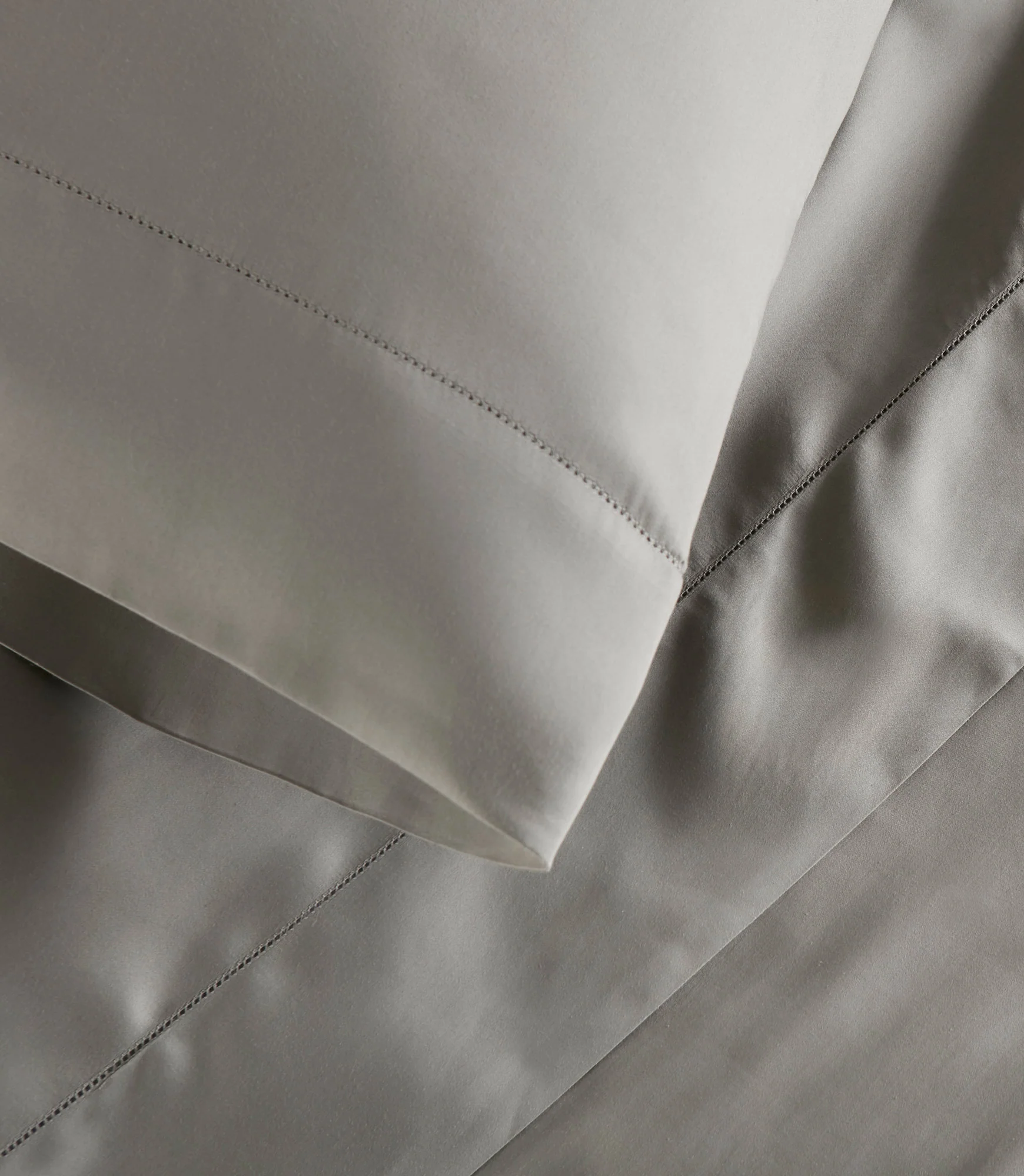 Clara Sateen Sheet Set - Image 15