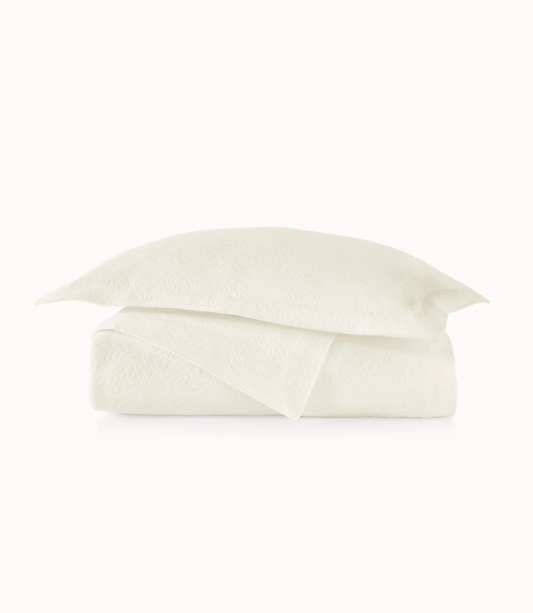 Vienna Matelassé Coverlet - Image 8