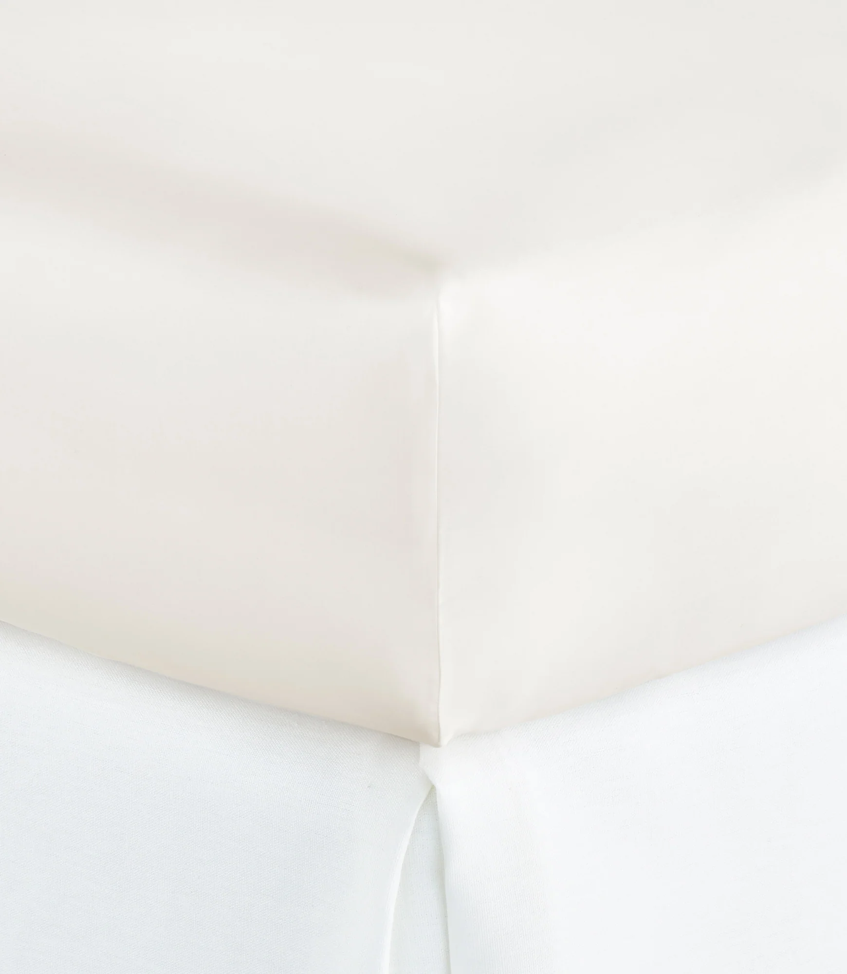 Virtuoso Sateen Fitted Sheet - Image 4